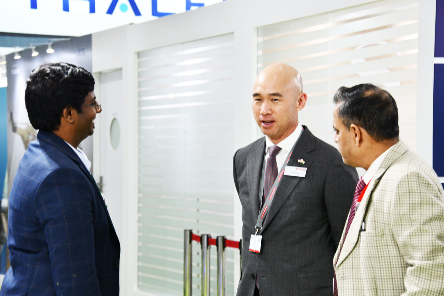 International Business visitors are impressed seeing the India’s Unmanned Armoured Vehicle SOORAN displayed by Defence Master